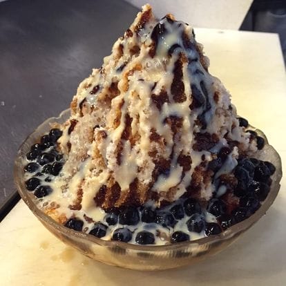 Huge shaved ice with boba as one of the toppings, is one of the items that was popular before boba became popular in a drink.