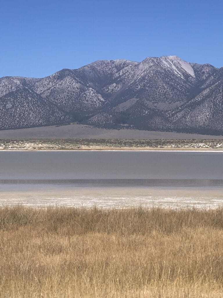 Beautiful Mammoth Lakes area where there are abundance of secret and hidden hot springs for your adventures.