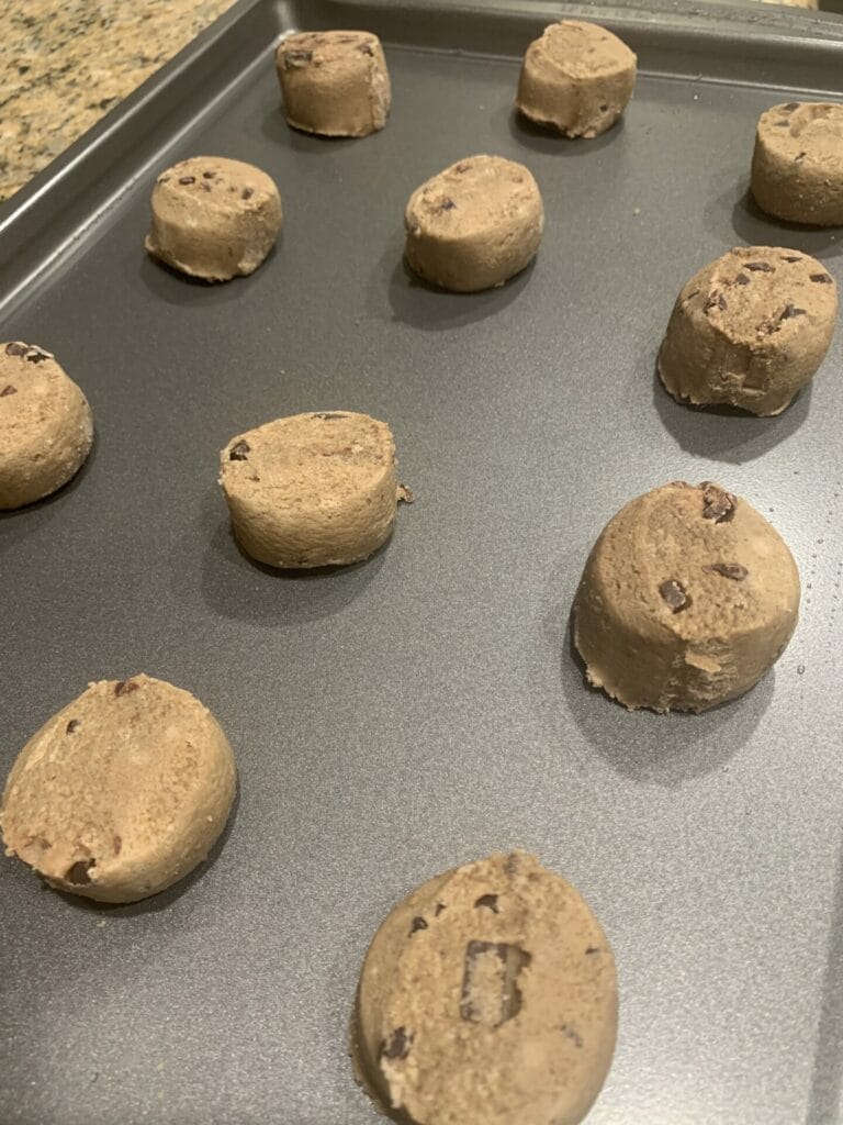 All ready to go into the oven! Thanks to Sweet Loren's thoughtful packaging.