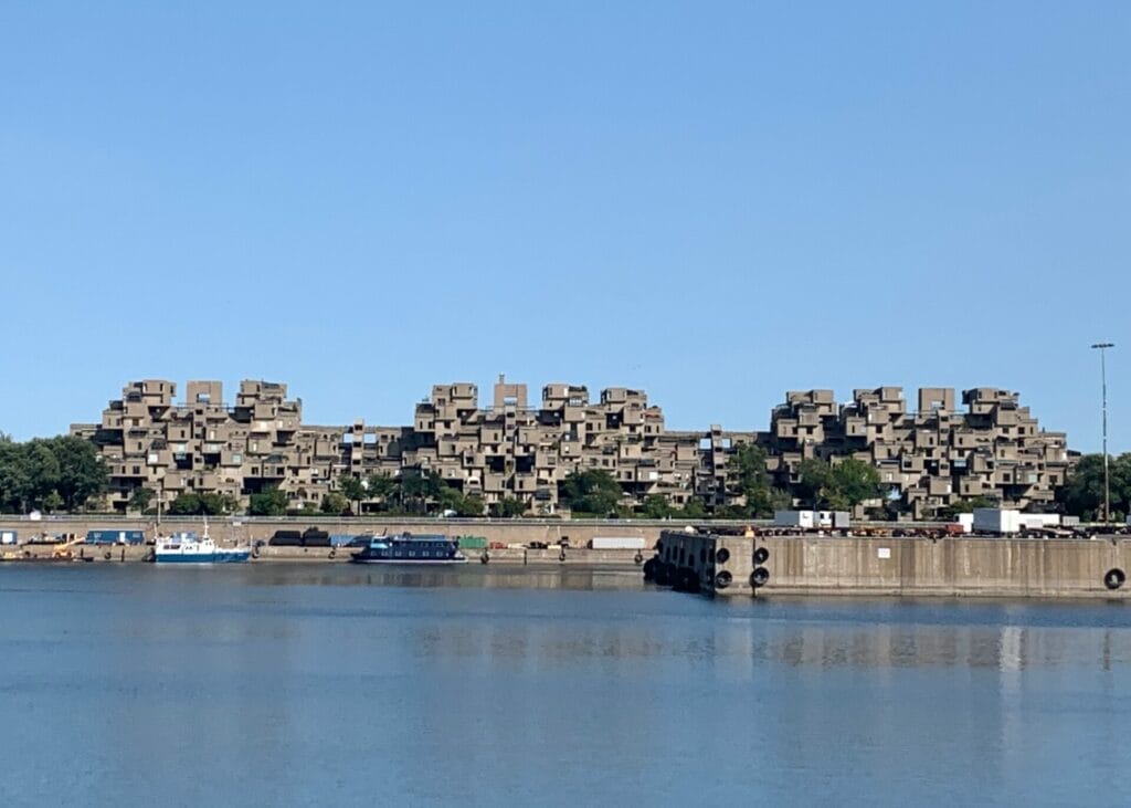 One of the free things to do in Montreal is definitely visiting Habitat 67.