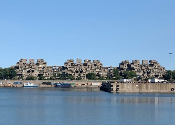One of the free things to do in Montreal is definitely visiting Habitat 67.